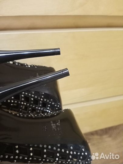 Босоножки женские 39 размер натуральная кожа