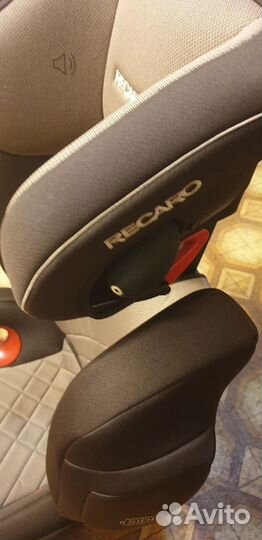 Автомобильное кресло Recaro monza nova 2