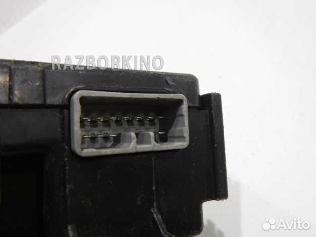 Блок предохранителей 8273160250