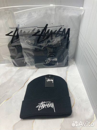 Новая шапка Stussy