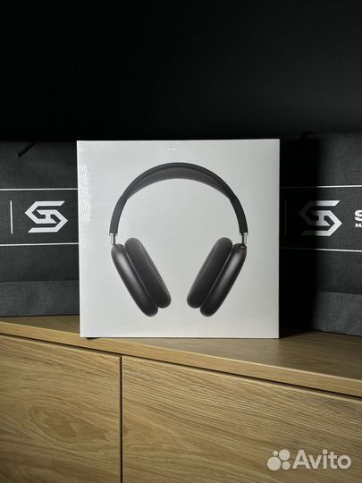 AirPods Max Space Gray новые