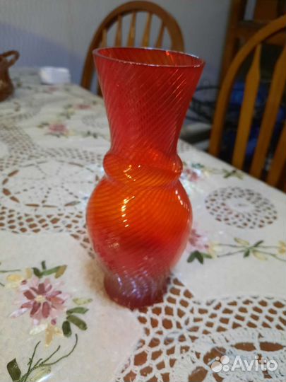 Ваза рубиновое стекло СССР