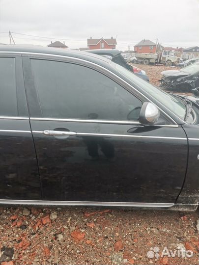 Дверь передняя правая Rover 75