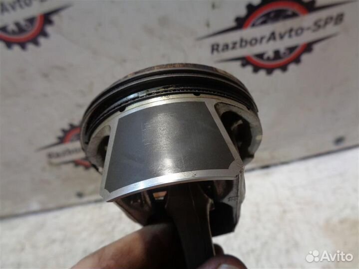 Поршень с шатуном VW Polo Sedan