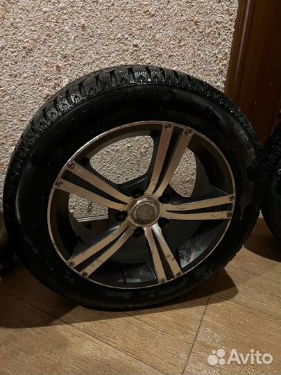 Bridgestone Ice Cruiser 7000S 205/50 R16