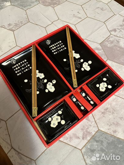 Набор посуды для суши и роллов