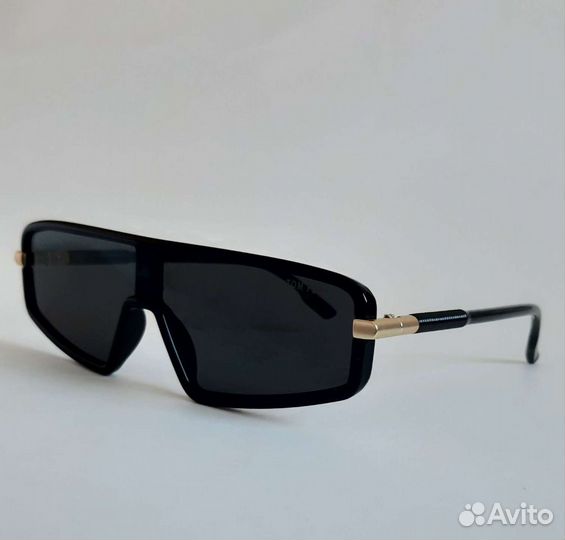 Солнцезащитные очки женские