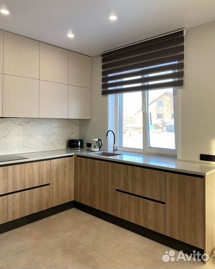 Кухонный гарнитур под потолок