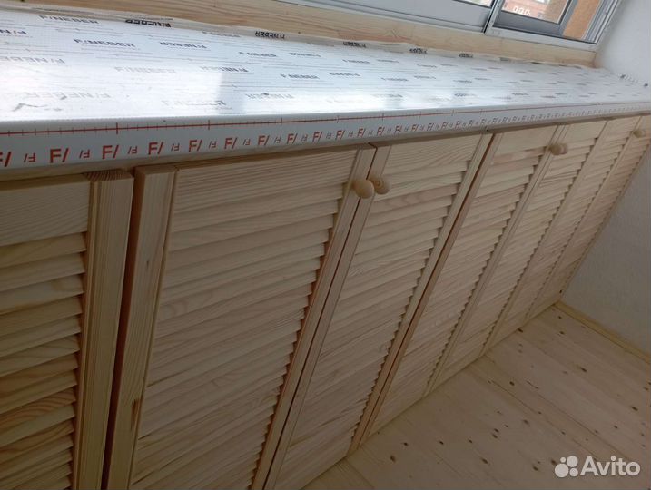 Отделка балкона