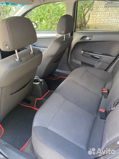 Opel Astra 1.6 МТ, 2013, 88 350 км