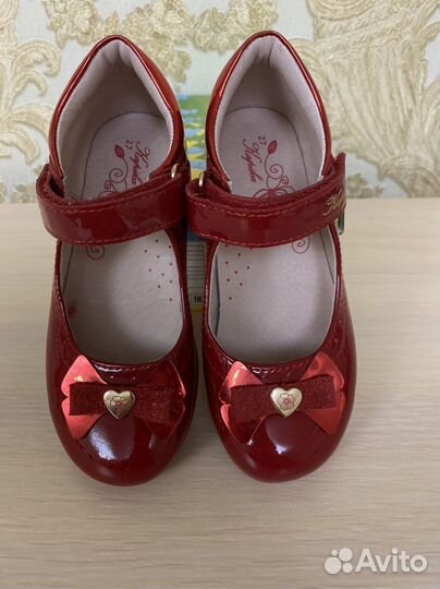 Туфли для девочки Капика,27 размер