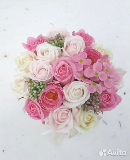 Подарок из мыльных роз