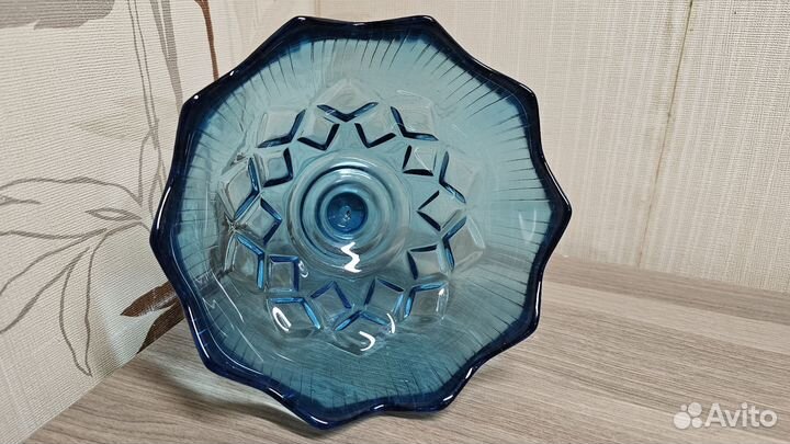 Винтажная советская конфетница на ножке, СССР