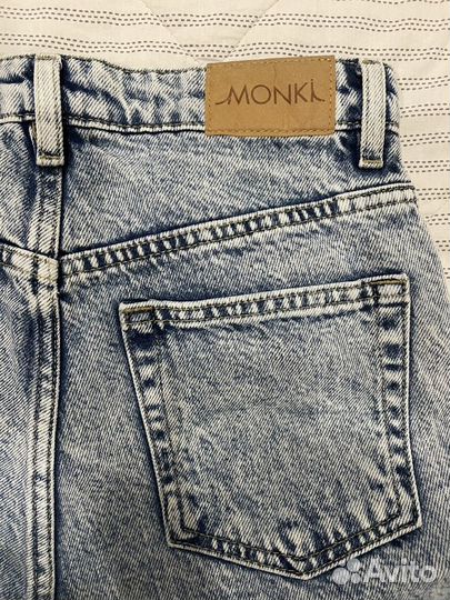 Джинсы широкие Monki