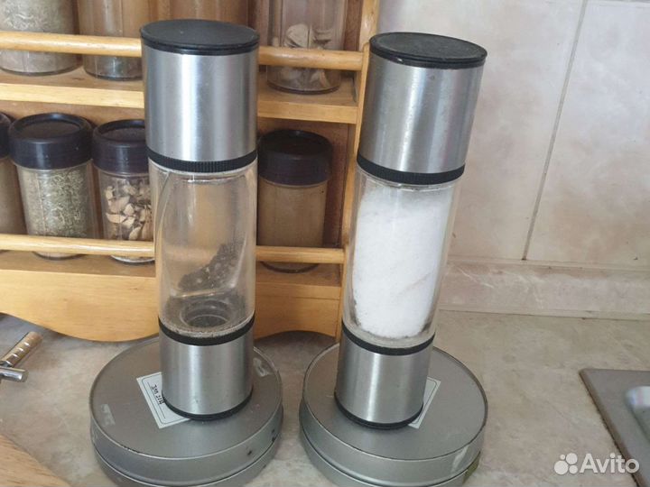 Набор предметов для кухни