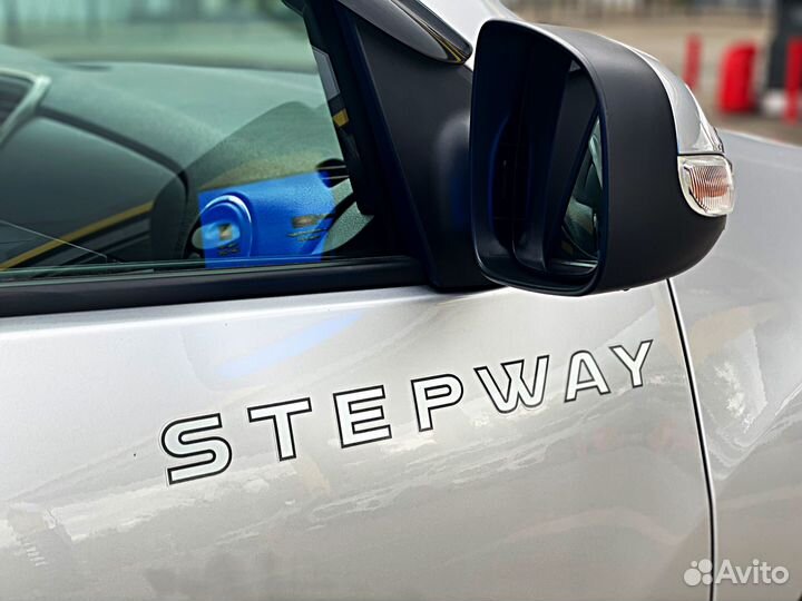 Renault Sandero Stepway 1.6 МТ, 2019, 22 300 км