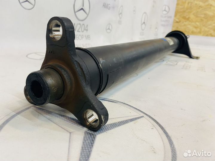 Карданный вал Mercedes W204