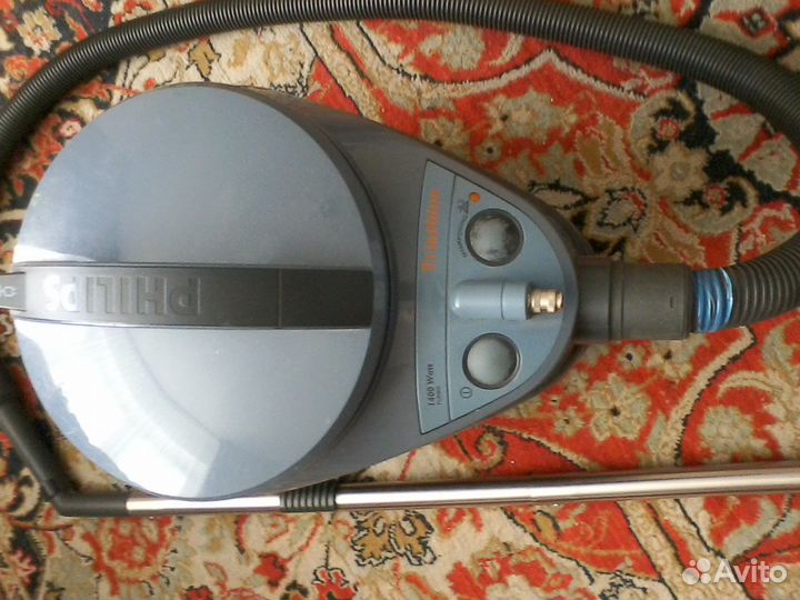 Продам пылесос philips пр-во Голландия