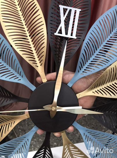 Часы настенные новые