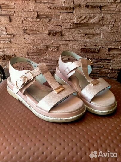 Босоножки для девочки