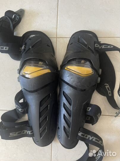 Наколенники scoyco k17