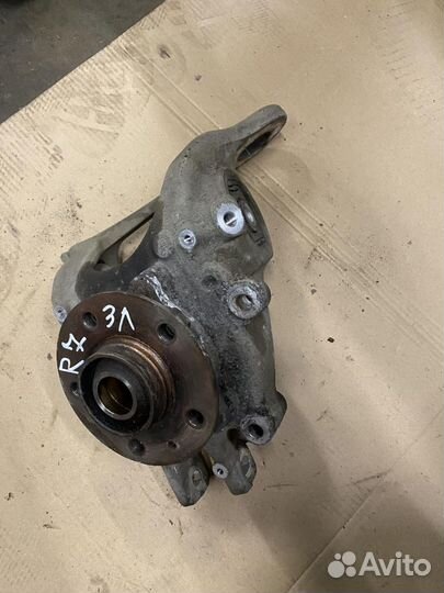 Кулак поворотный задний левый Audi A6 (C7 4G) 2011