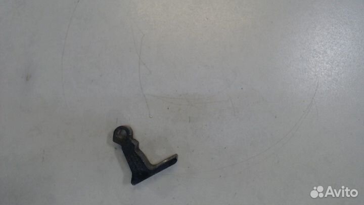 Петля двери Audi A4 (B8), 2013