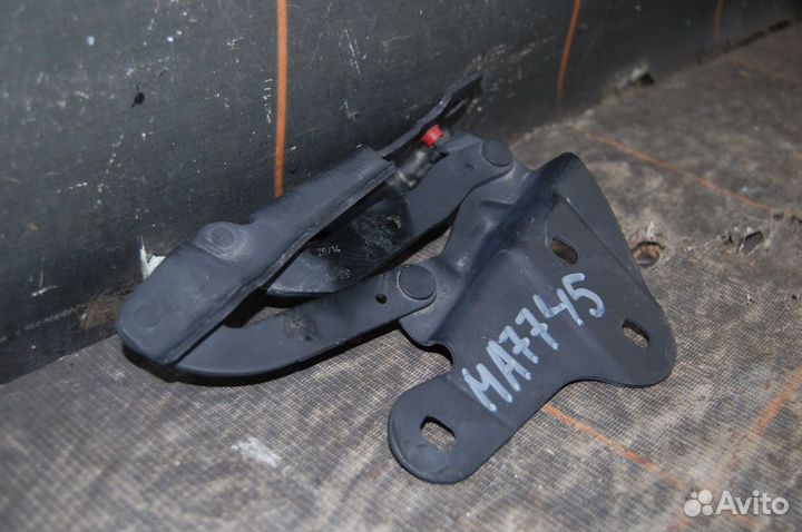 Петля капота правая - BMW X1 E84