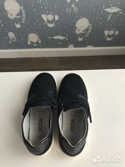 Туфли / сандалии / ботинки для школы и сада