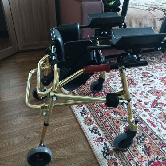 Ходунки с поддержкой для детей с дцп Мега-Оптим