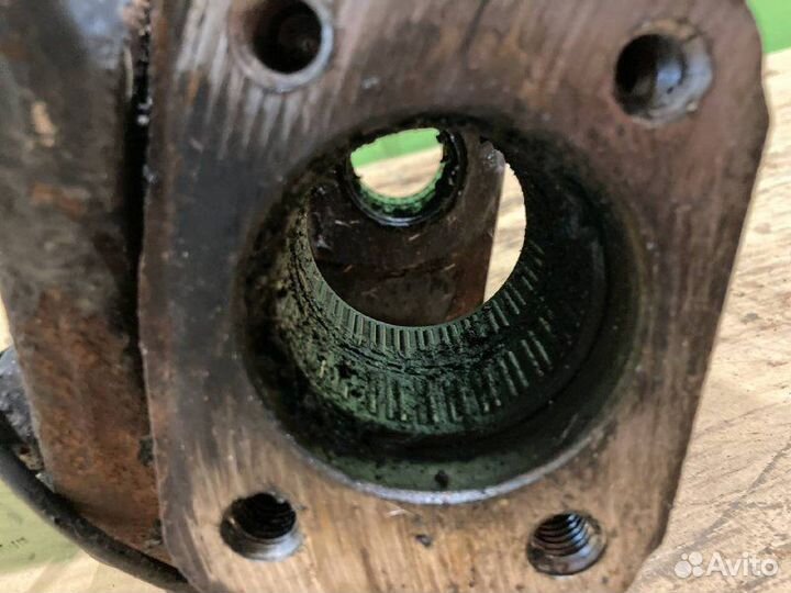 Кулак поворотный iveco stralis