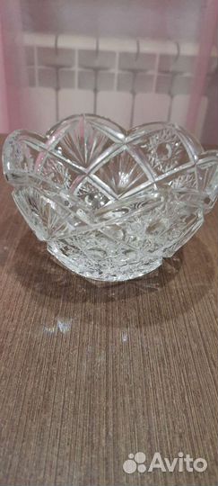 Ваза хрустальная