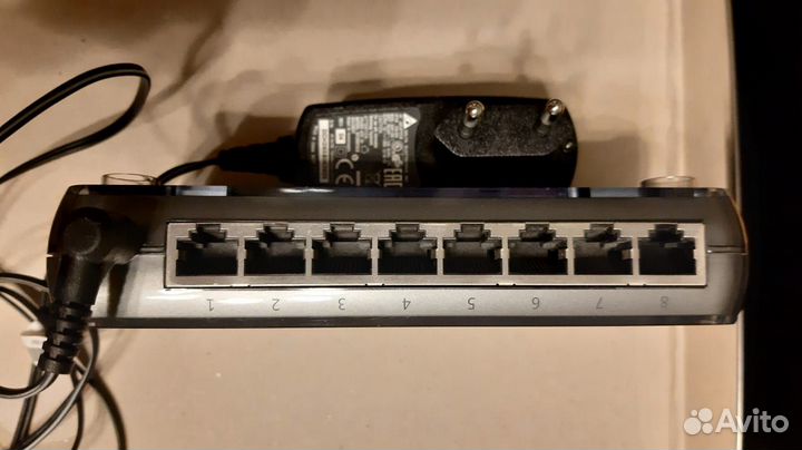 Коммутатор HP 1405-8