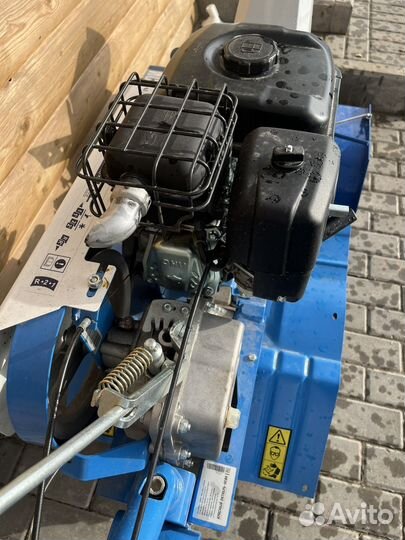 Продам мотоблок Нева