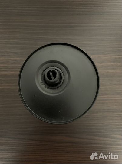 Бутылка, банка из под водки нефть