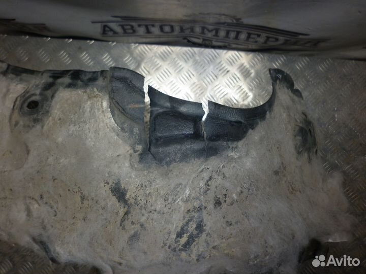 Подкрылок Toyota Prius20 /Приус 20 2008 1,5