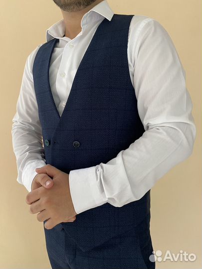 Костюм мужской