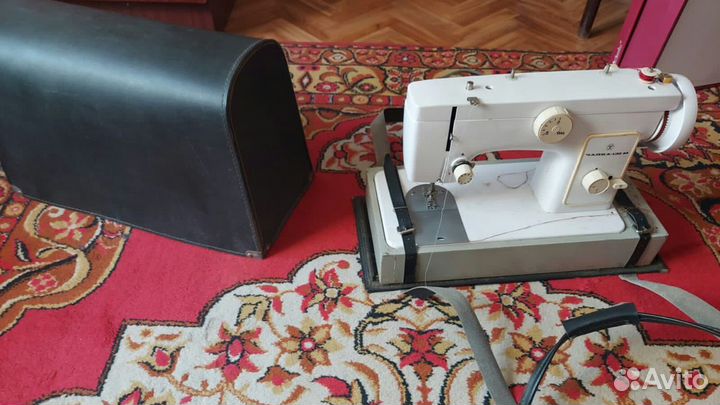 Швейная машина чайка