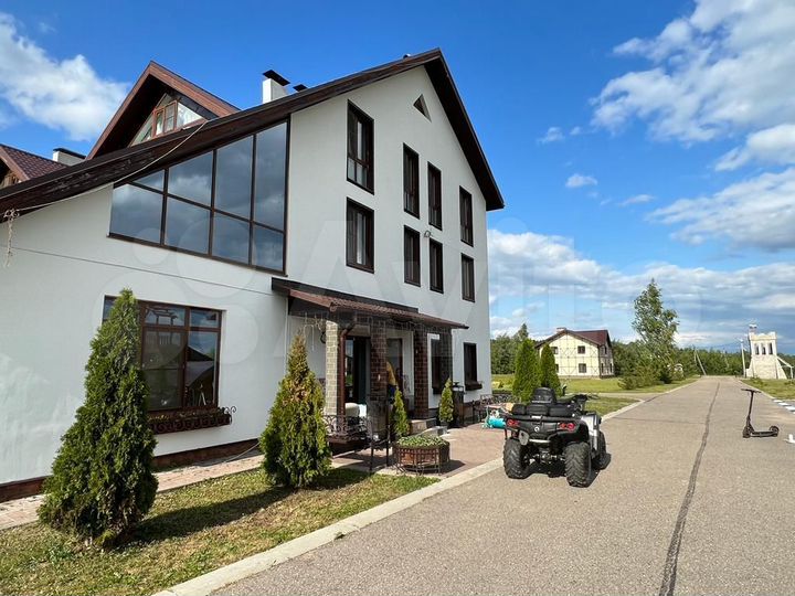 Гостиница, 4000 м²