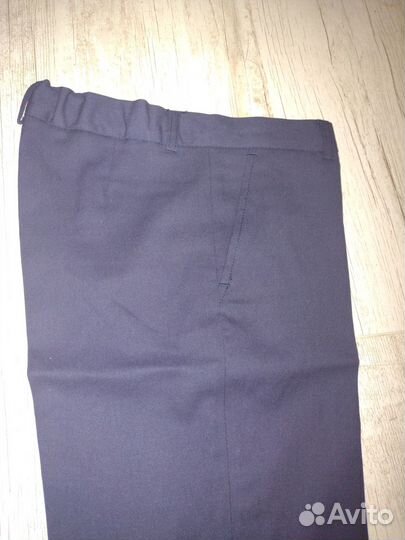 Новый школьный костюм