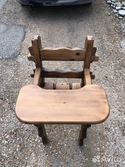 Стульчик для кормления дубовый