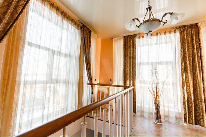 Дом 407 м² на участке 16 сот.