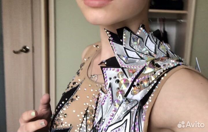 Купальник для художественной гимнастики