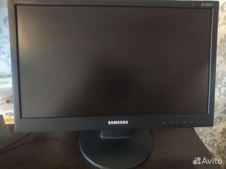 Монитор Samsung 22 дюйма