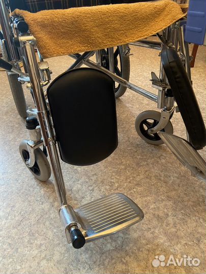 Инвалидная коляска