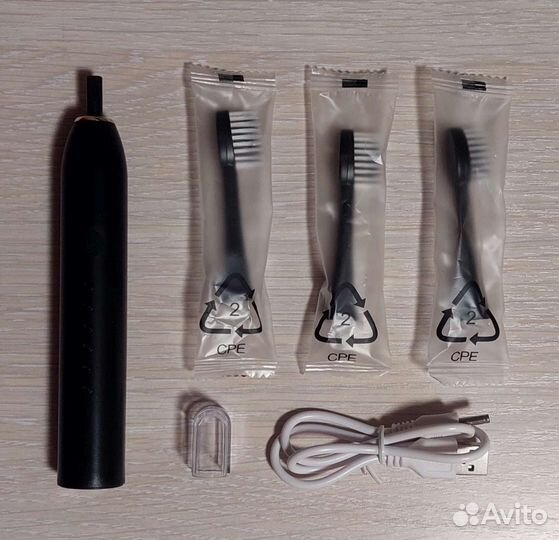 Электрическая зубная щетка ультразвуковая