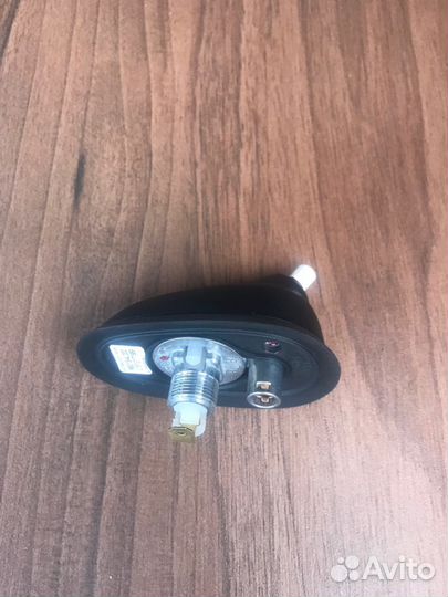Продам новую антенну в сборе для Hyundai Solaris I