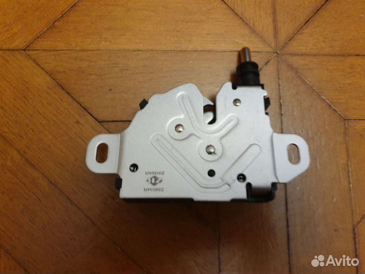 Ford Transit замок капота/личинка замка капота