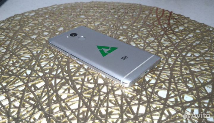 Xiaomi Redmi 4 Prime, 3/32 ГБ