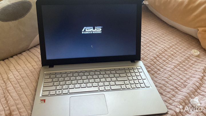 Ноутбук asus